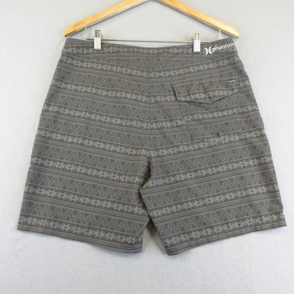 Hurley‎ Board Shorts Mens 33 Grey Phantom Aztec Geometric Stretch Surf Swim